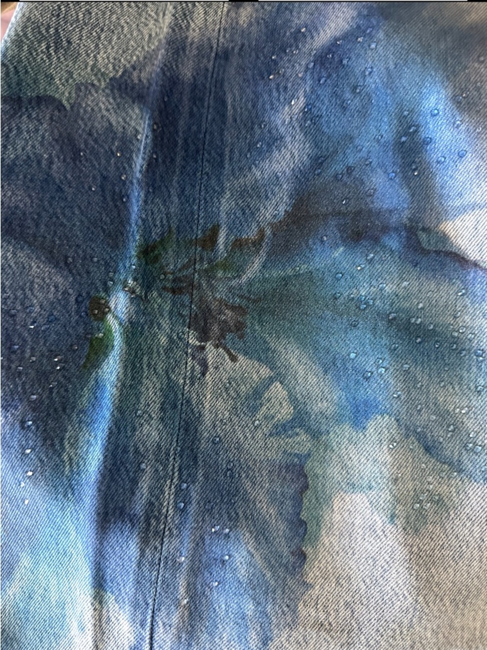 GUESS BELLFLOWER PRINTED WIDE -LEG JEANS - Picture 7 of 9